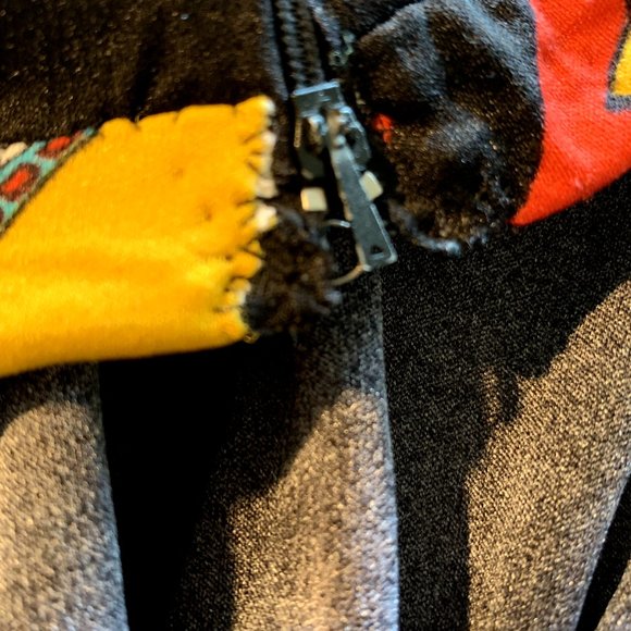 Vintage Oleg Cassini Native American Inspired Print Jersey Outfit - size 42 (10) - Picture 9 of 10